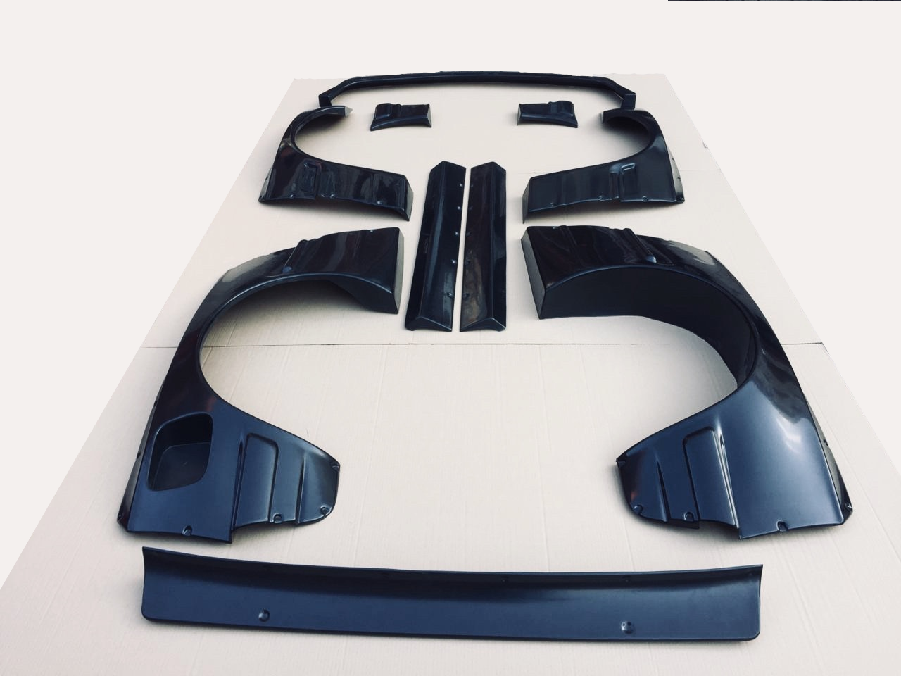 Wide body kit (Pandem) for BMW e30