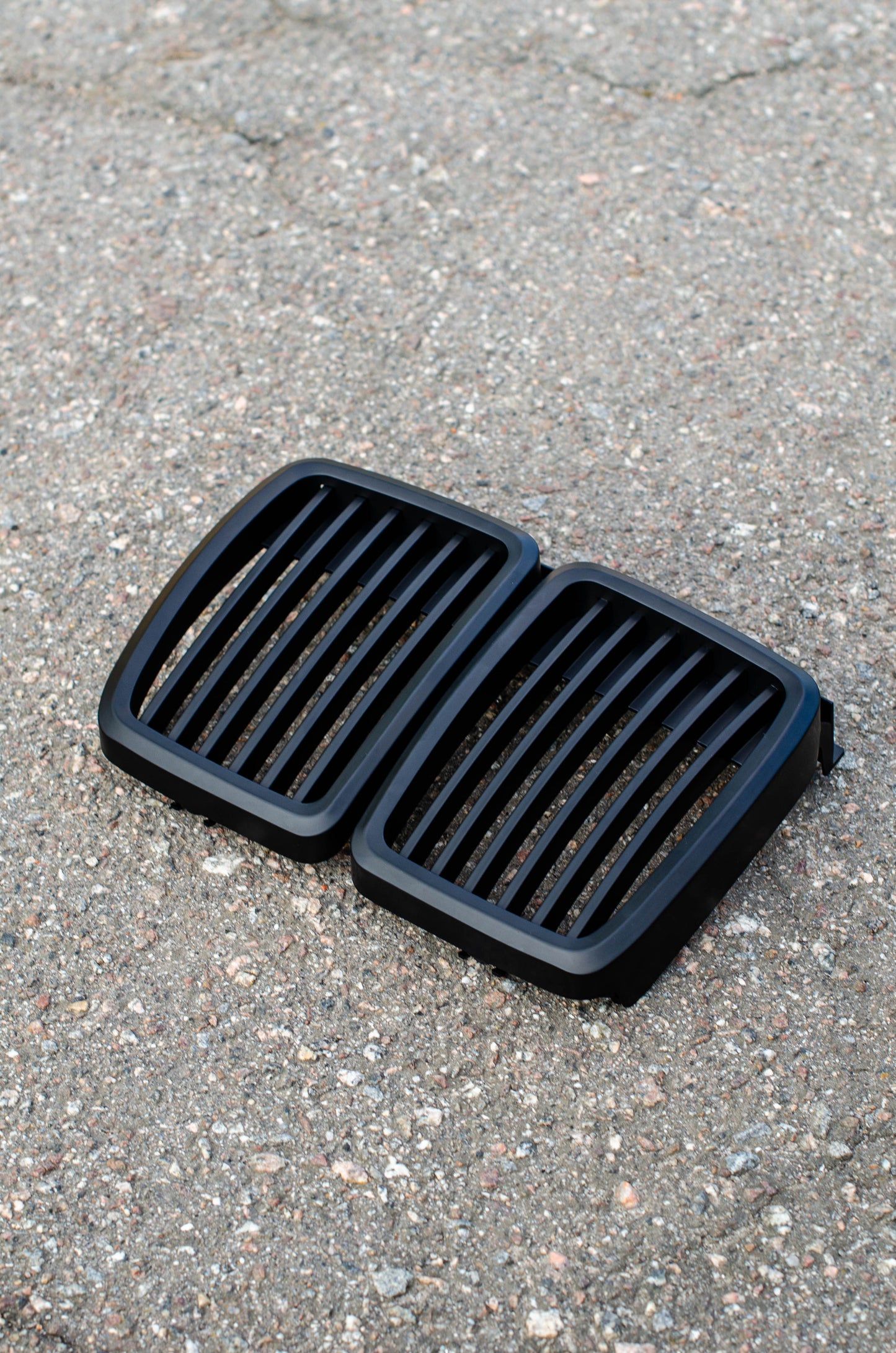 Shadowline Center Kidney Grill for E30