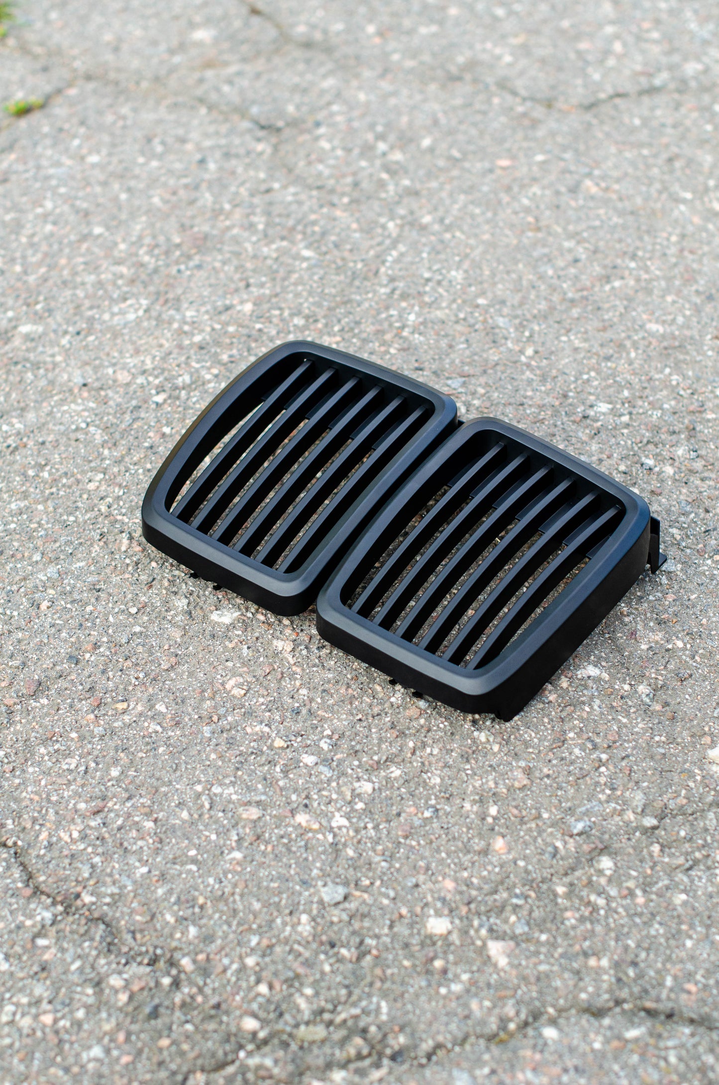 Shadowline Center Kidney Grill for E30