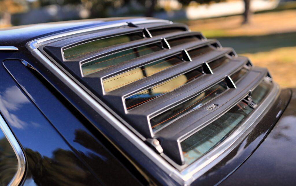 Rear Window Louver ABS plastic for BMW E28