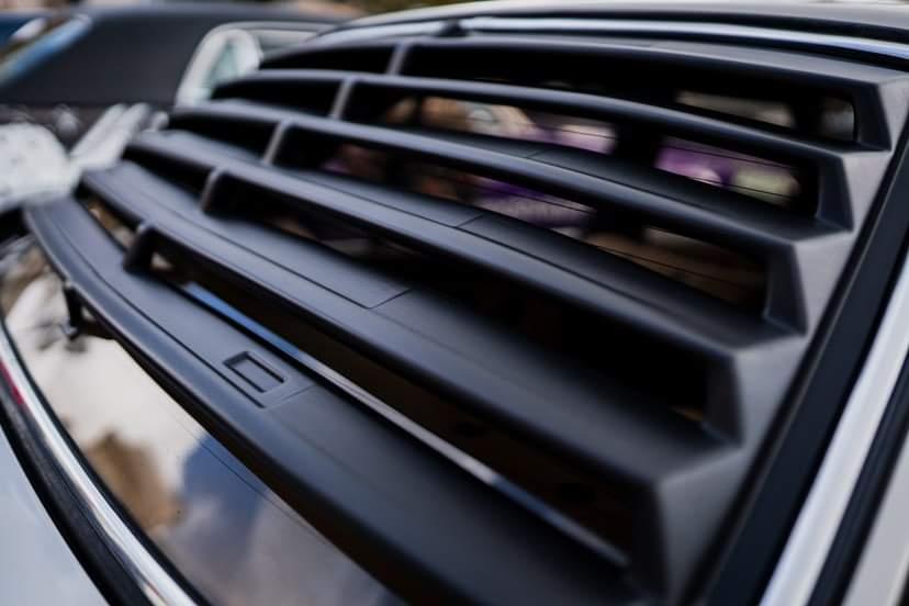 Rear Window Louver ABS plastic for BMW E23