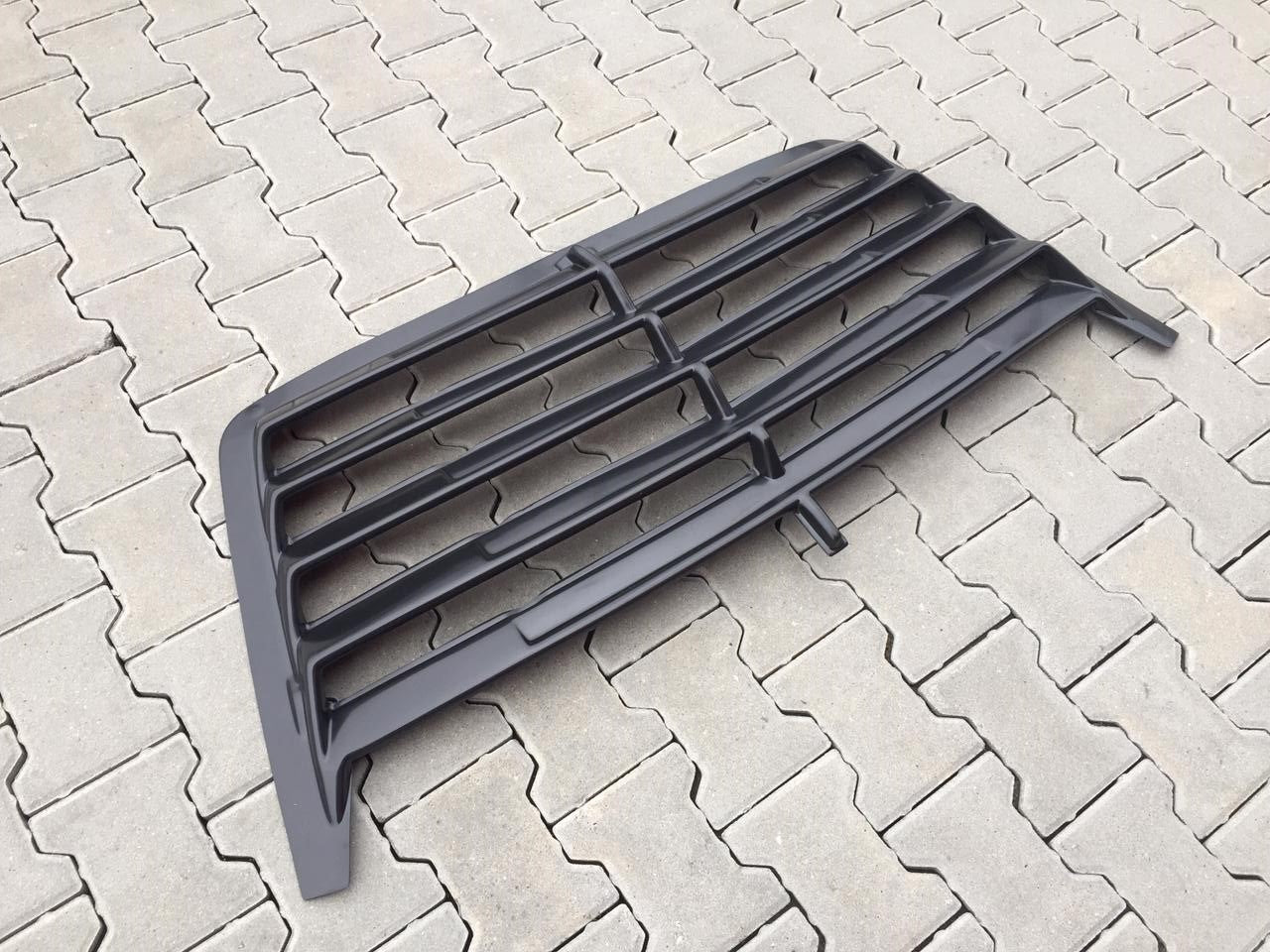 Rear Window Louver ABS plastic for BMW E21
