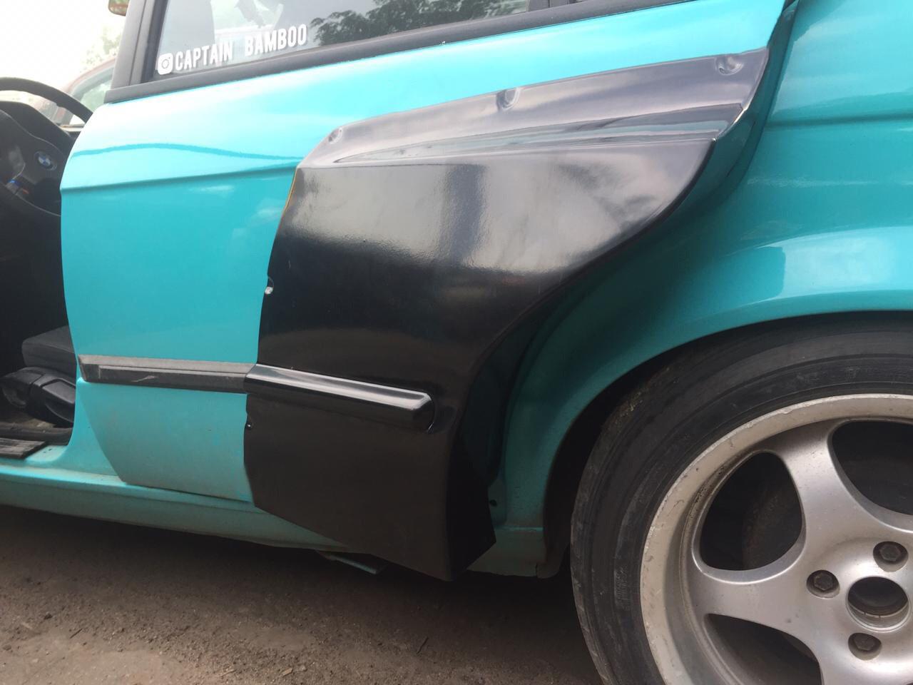 Wide body kit (Pandem) for BMW e30