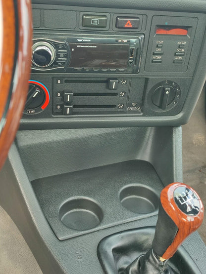 Підстаканник BMW e30