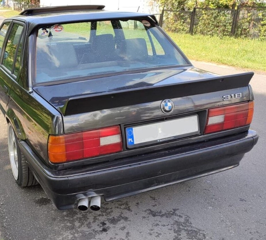 Спойлер Ducktail для BMW E30