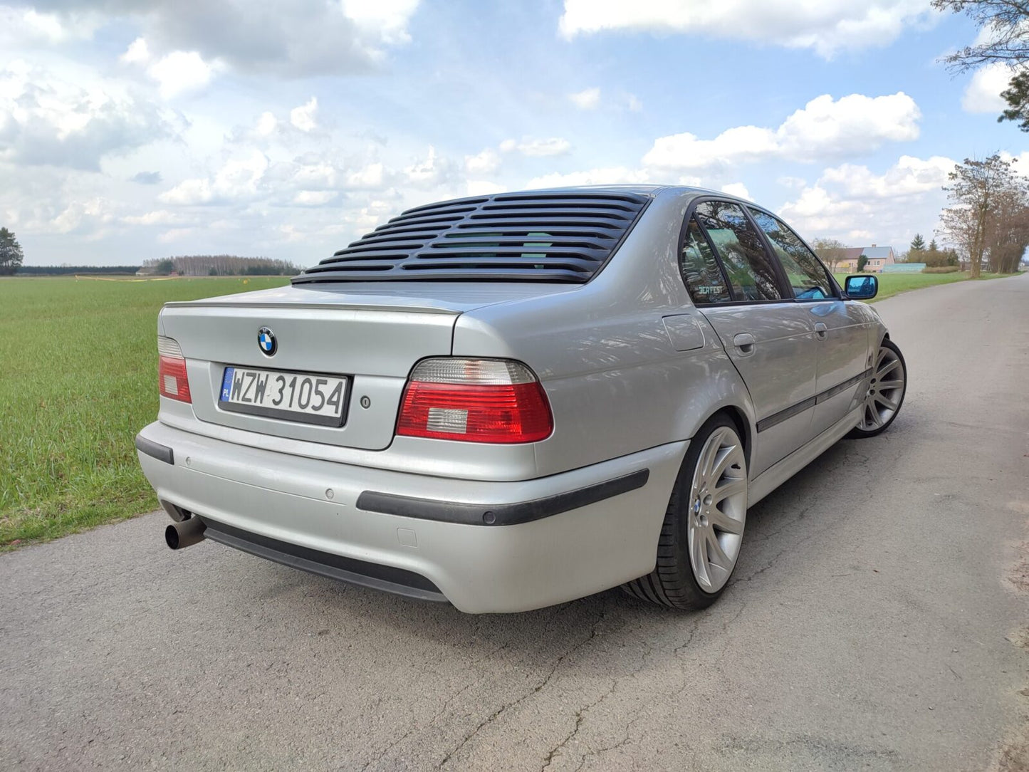 Louver for BMW e39