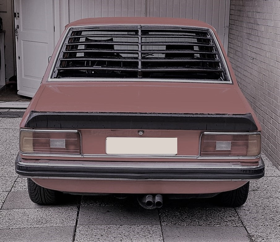 Жалюзі заднього вікна ABS пластик для BMW E12