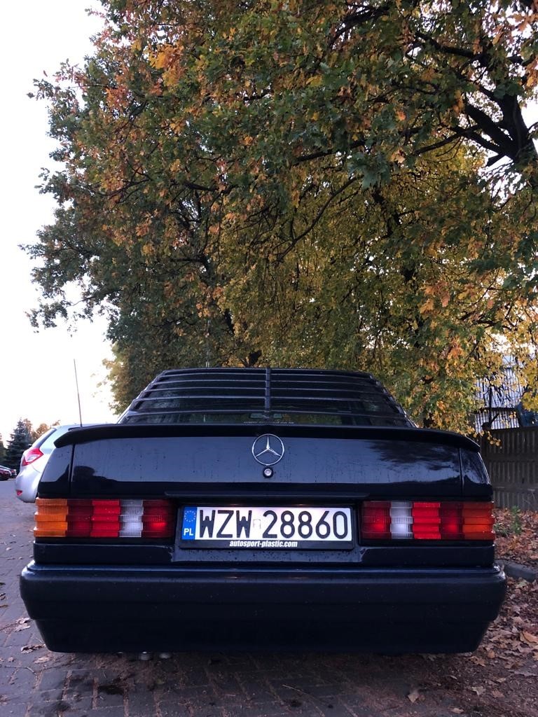 Neat Spoiler for Mercedes-Benz 190 W201