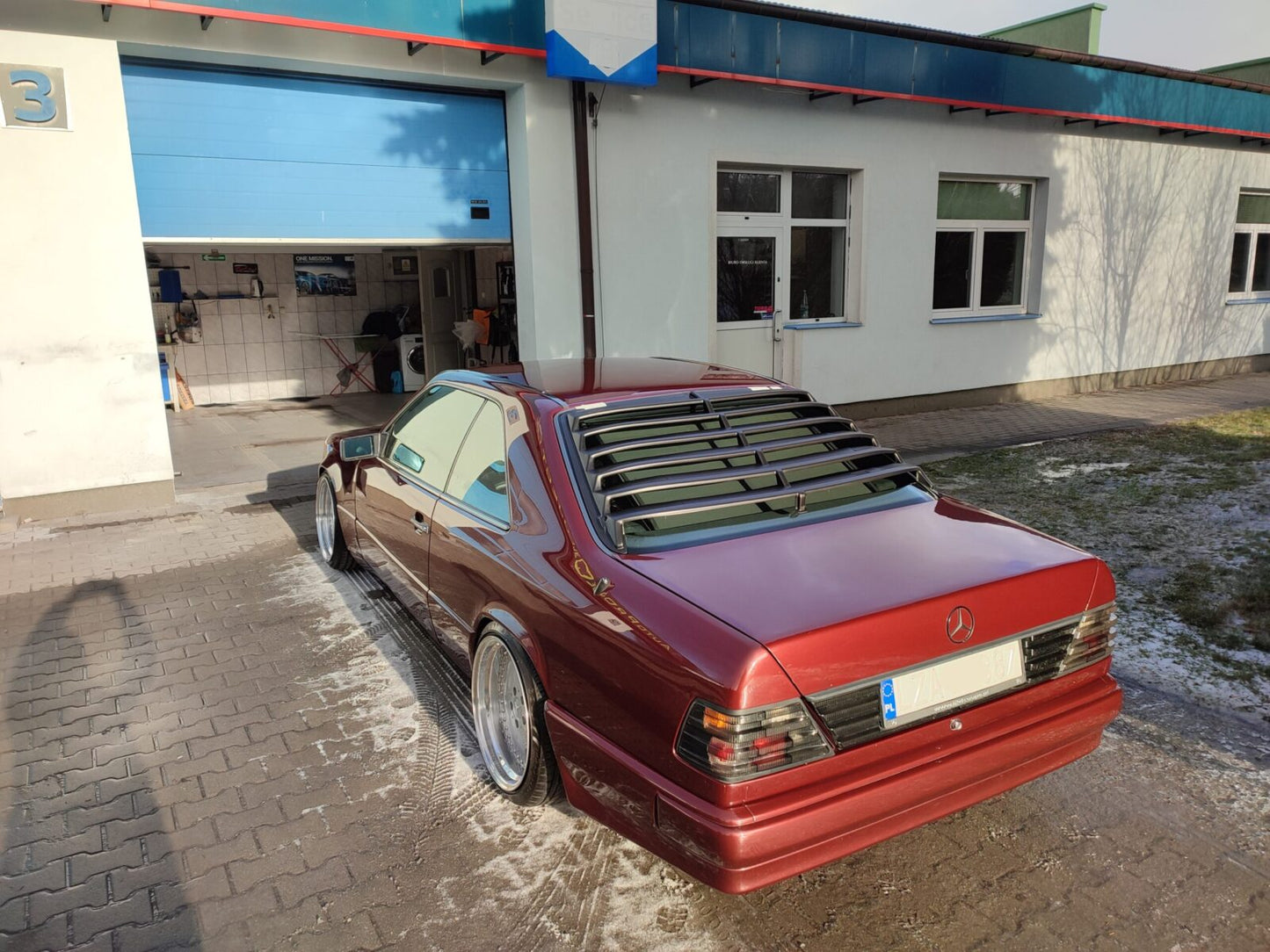Rear Window Louvers Mercedes-Benz C124
