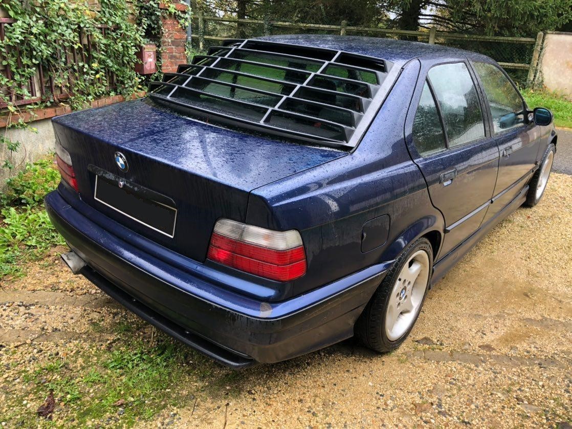 Louver grille for BMW e36
