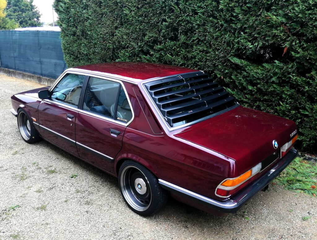 Жалюзі заднього скла BMW E28 ABS пластик