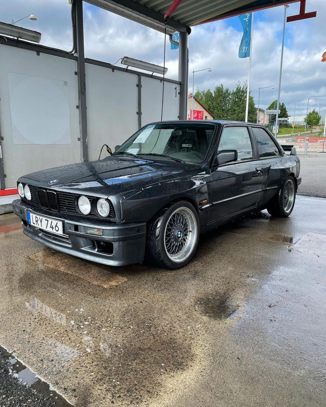 Широкий обвіс (Pandem) для BMW e30