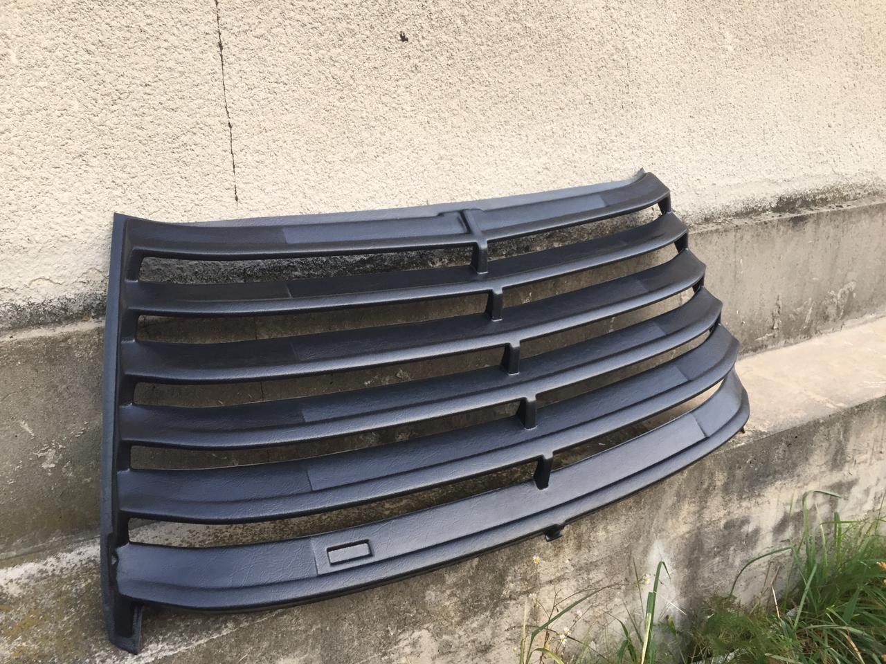 Rear Window Louvers Mercedes-Benz W124