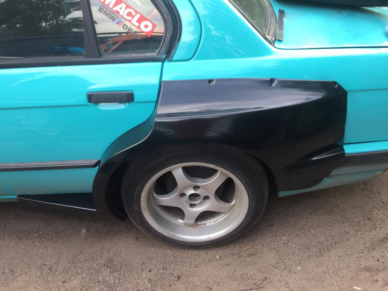 Широкий обвіс (Pandem) для BMW e30