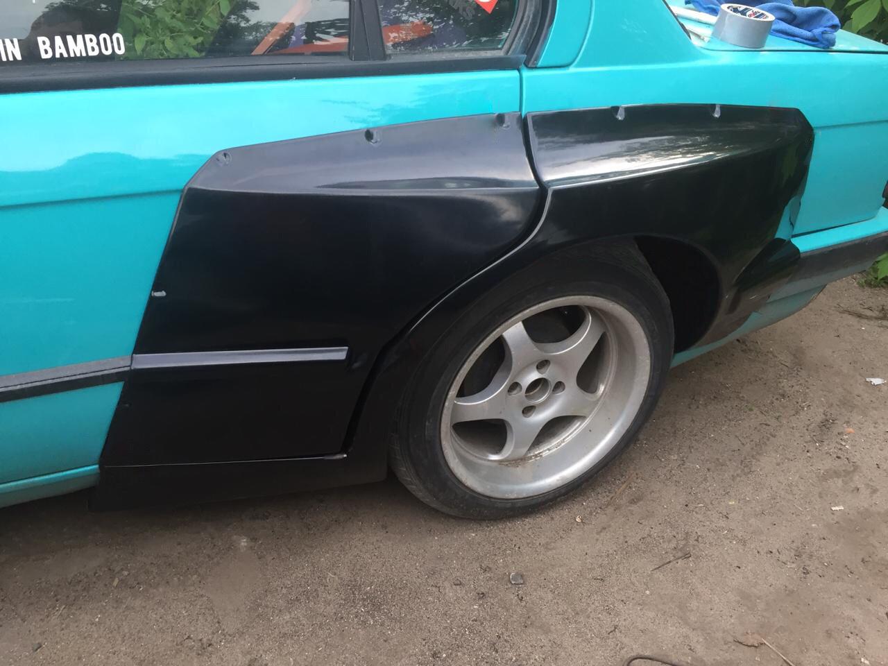 Широкий обвіс (Pandem) для BMW e30