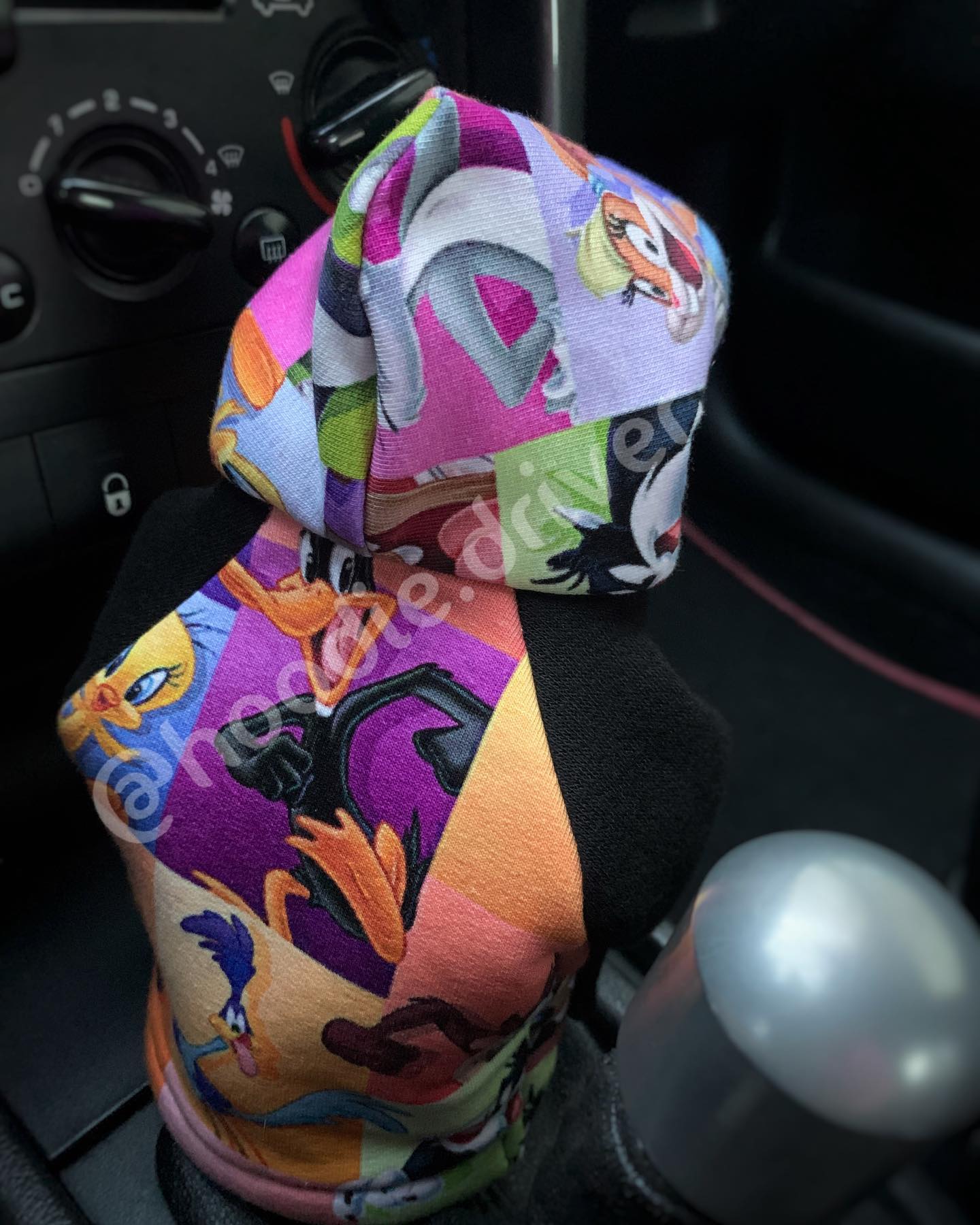 Hoodie "Looney Tunes" for Gear Shift Knob