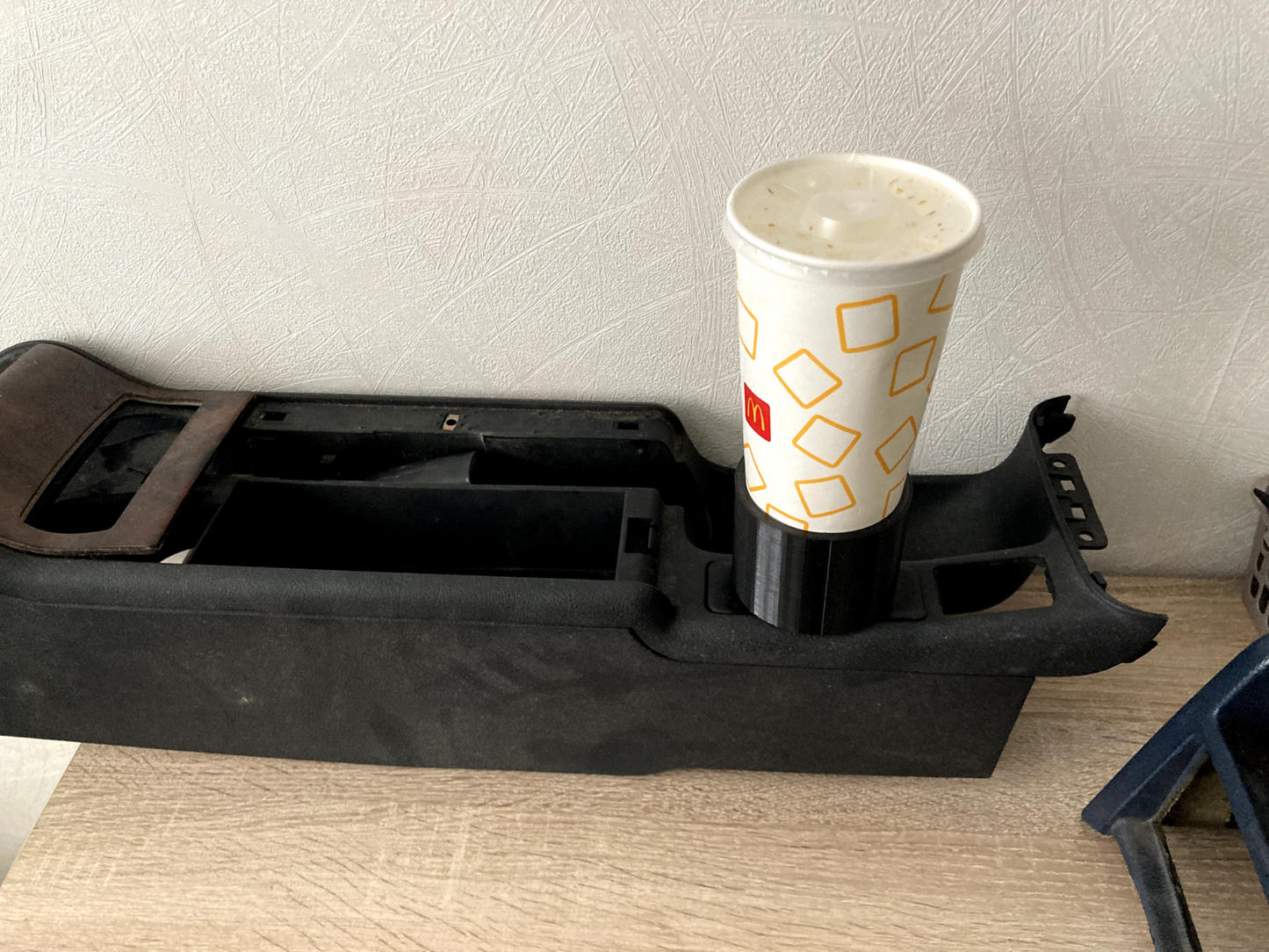 AUDI A6 C5 single cup holder