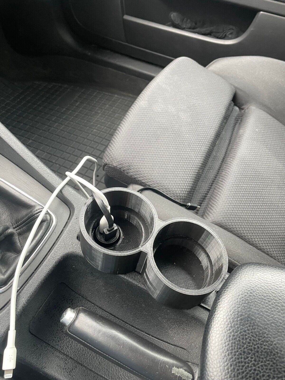 AUDI A4 B6-B7 Cup holders